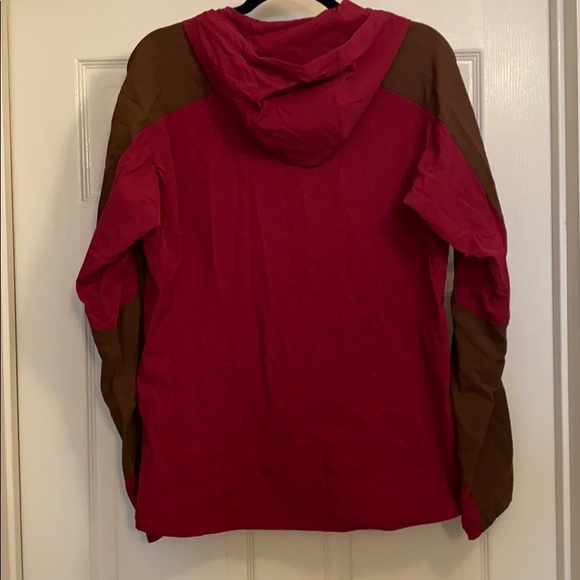 Women’s Outdoor Research Hooded Jacket - Picture 2 of 10